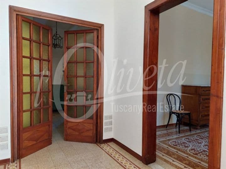 House for sale in Lucca, Italy - Image 9