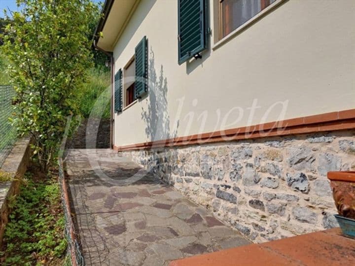 House for sale in Lucca, Italy - Image 9