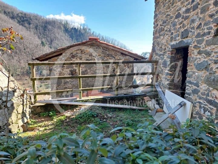 House for sale in Pescaglia, Italy - Image 4