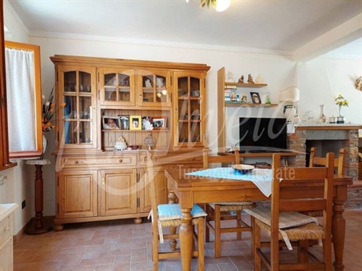 House for sale in Pescaglia, Italy - Image 9