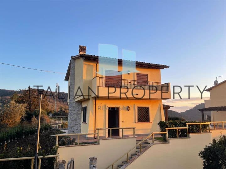 2 bedrooms building for sale in Magione, Italy