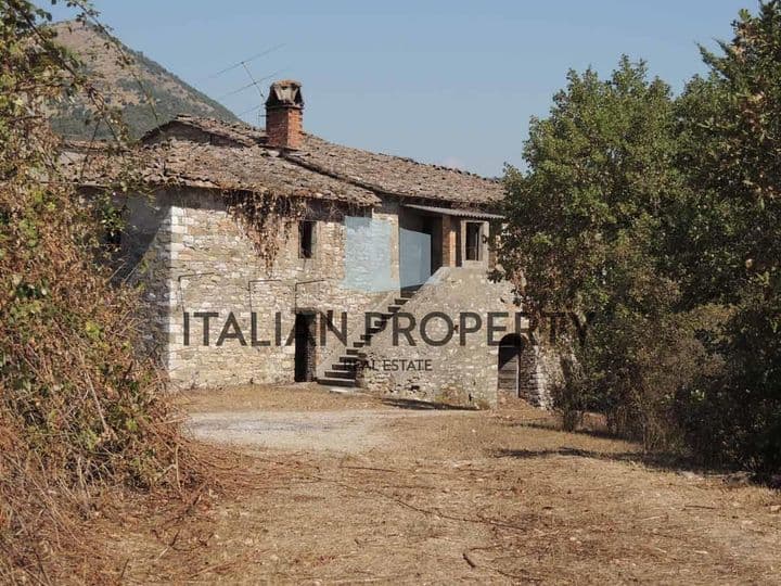 Building for sale in Perugia, Italy - Image 10