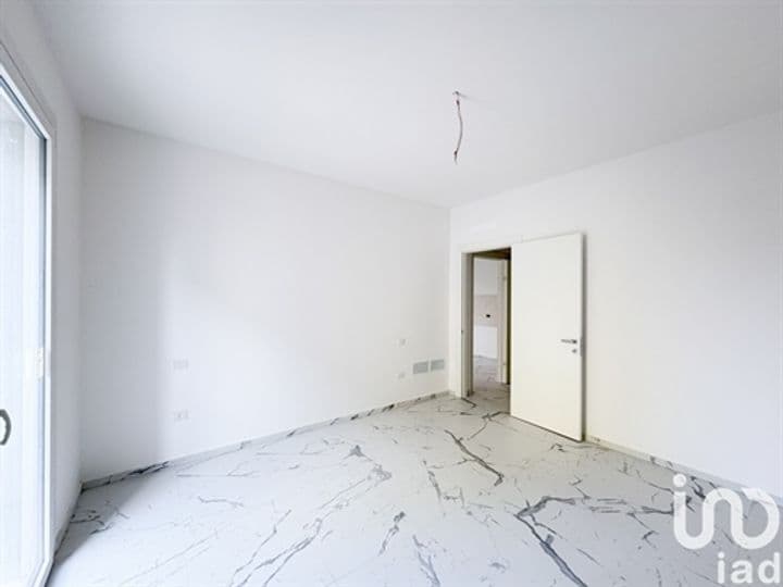 1 bedroom apartment for sale in Padova, Italy - Image 9