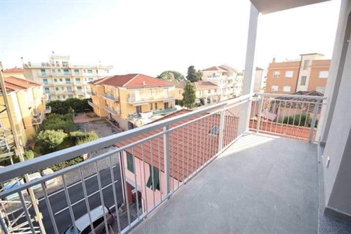 Apartment for sale in Diano Marina, Italy - Image 9