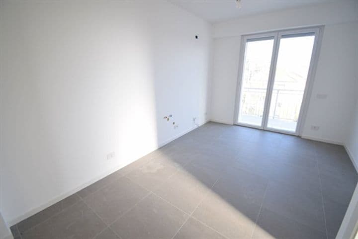 Apartment for sale in Diano Marina, Italy - Image 4