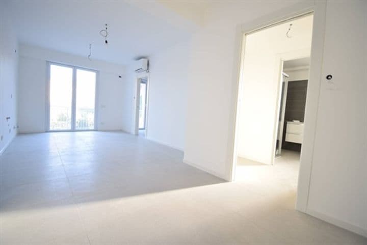 Apartment for sale in Diano Marina, Italy - Image 3