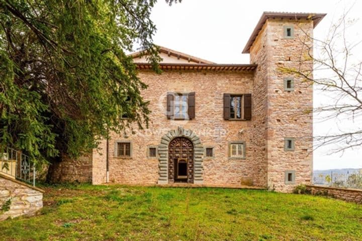 House for sale in Gubbio, Italy - Image 5