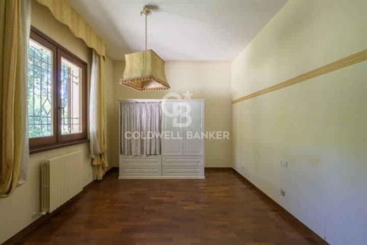 House for sale in Fossombrone, Italy - Image 10