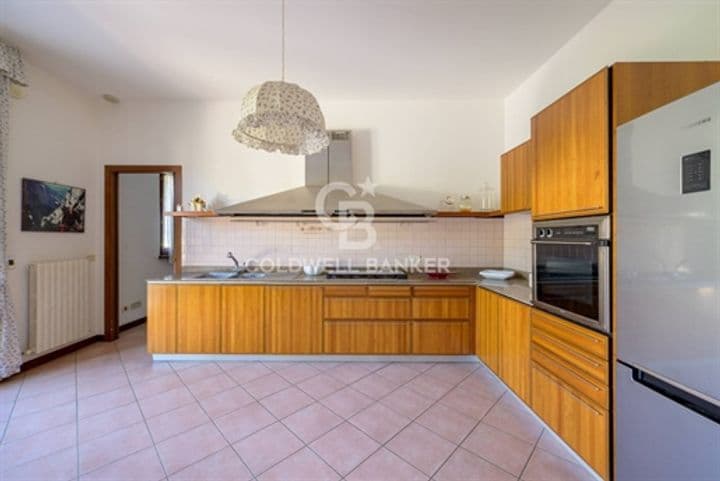 House for sale in Fossombrone, Italy - Image 8