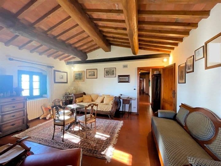 House for sale in Montecatini-Terme, Italy - Image 2