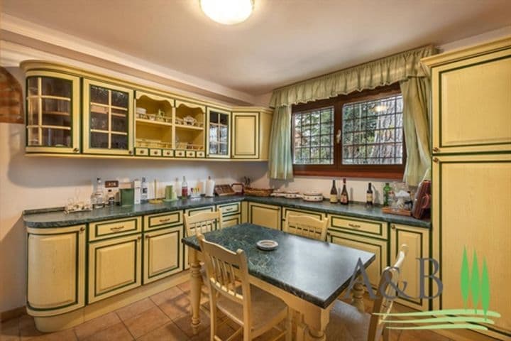 House for sale in Montepulciano, Italy - Image 3