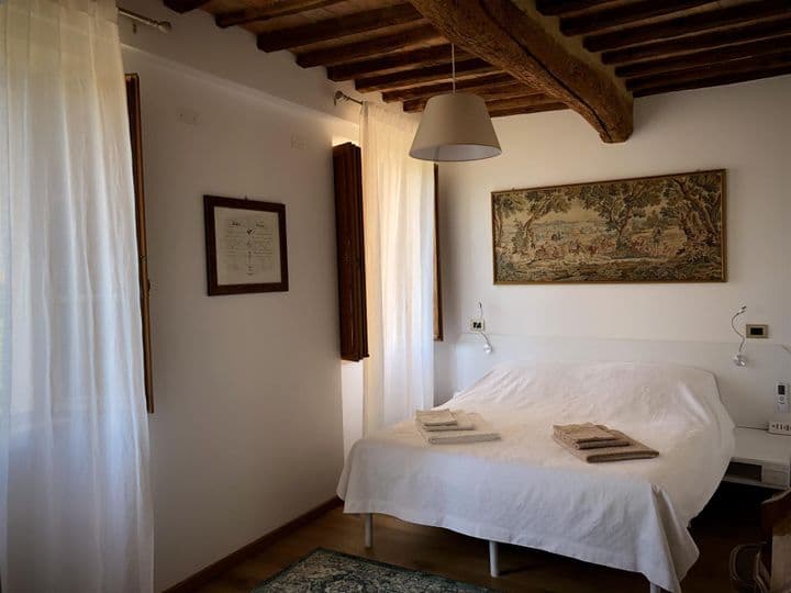 3 bedrooms other for sale in Montalcino, Italy - Image 2