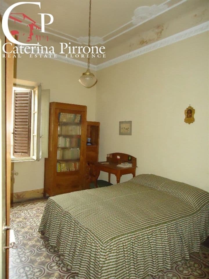 House for sale in San Gimignano, Italy - Image 4