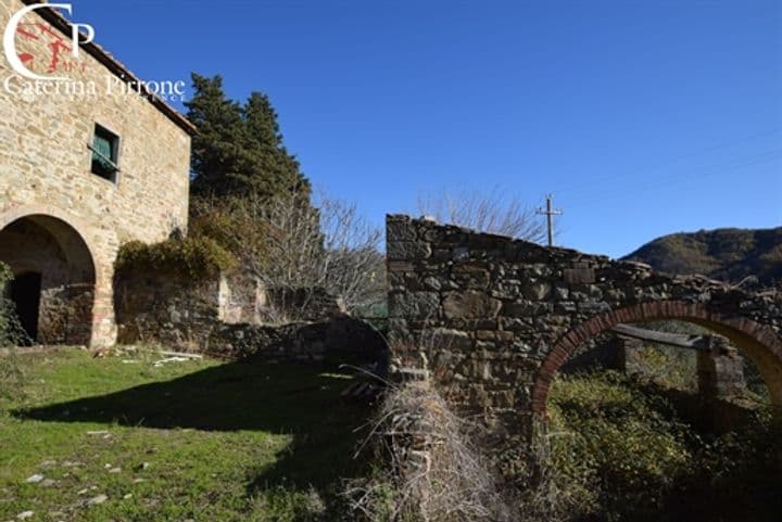 House for sale in Radda in Chianti, Italy - Image 12