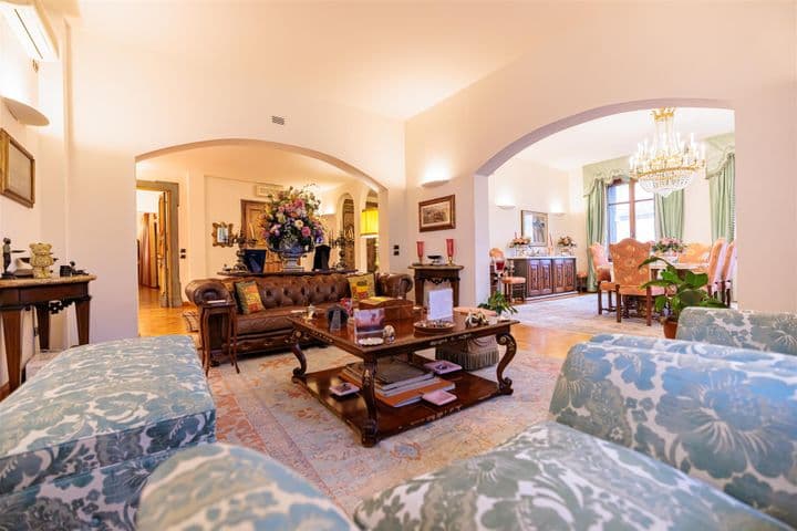 4 bedrooms apartment for sale in Florence, Italy - Image 3