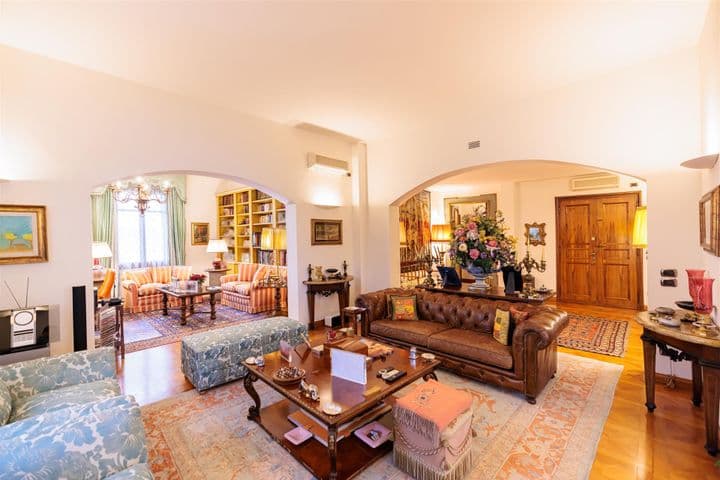 4 bedrooms apartment for sale in Florence, Italy - Image 4