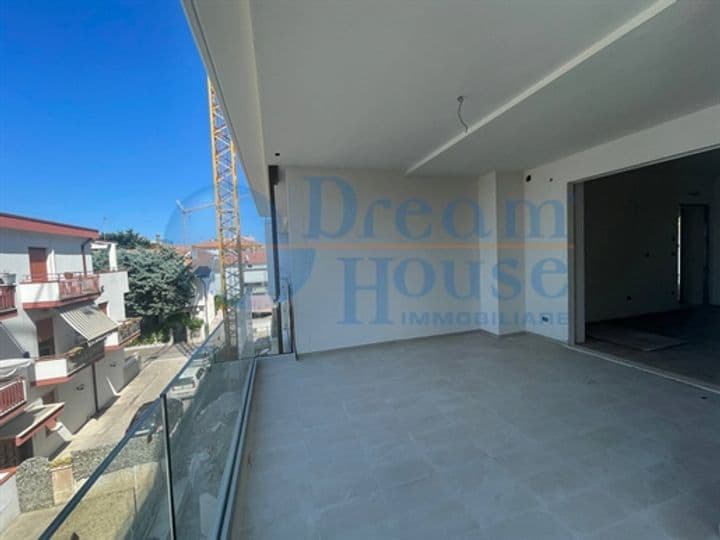 Apartment for sale in Tortoreto, Italy - Image 4