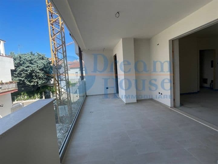 Apartment for sale in Tortoreto, Italy - Image 9