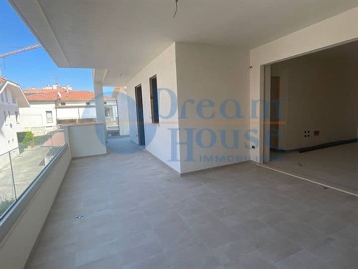 Apartment for sale in Tortoreto, Italy - Image 11