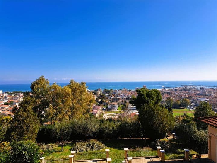 10 bedrooms house for sale in Giulianova, Italy - Image 11