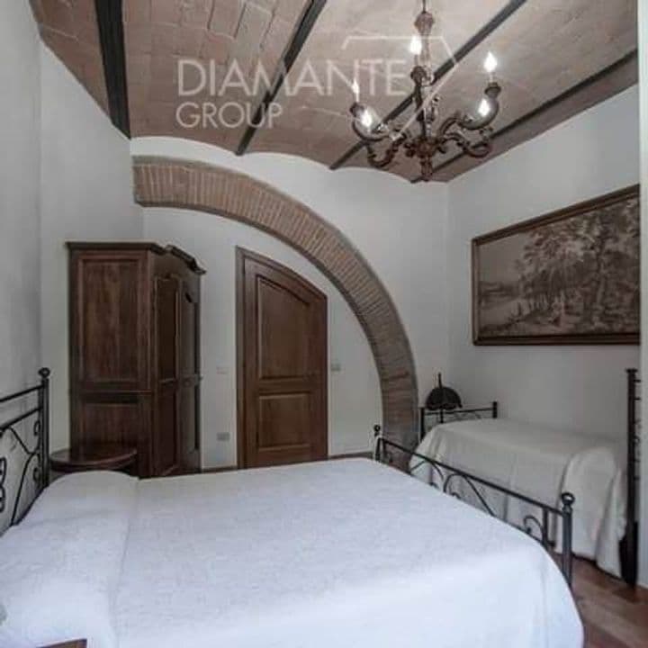 9 bedrooms other for sale in Castiglione del Lago, Italy - Image 3