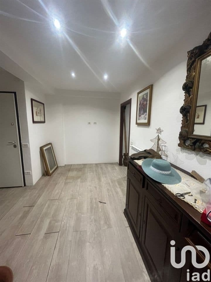 1 bedroom apartment for sale in Campagnano di Roma, Italy - Image 2