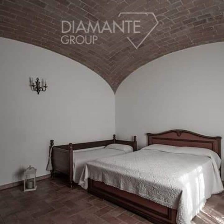 9 bedrooms other for sale in Castiglione del Lago, Italy - Image 6