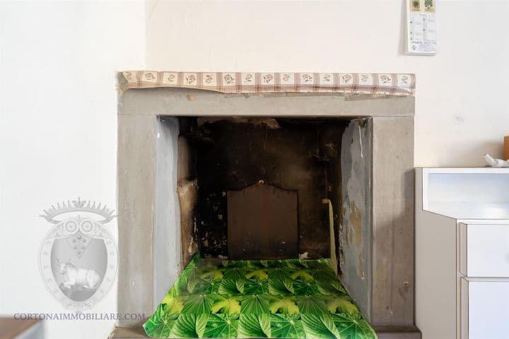 2 bedrooms apartment for sale in Cortona, Italy - Image 8