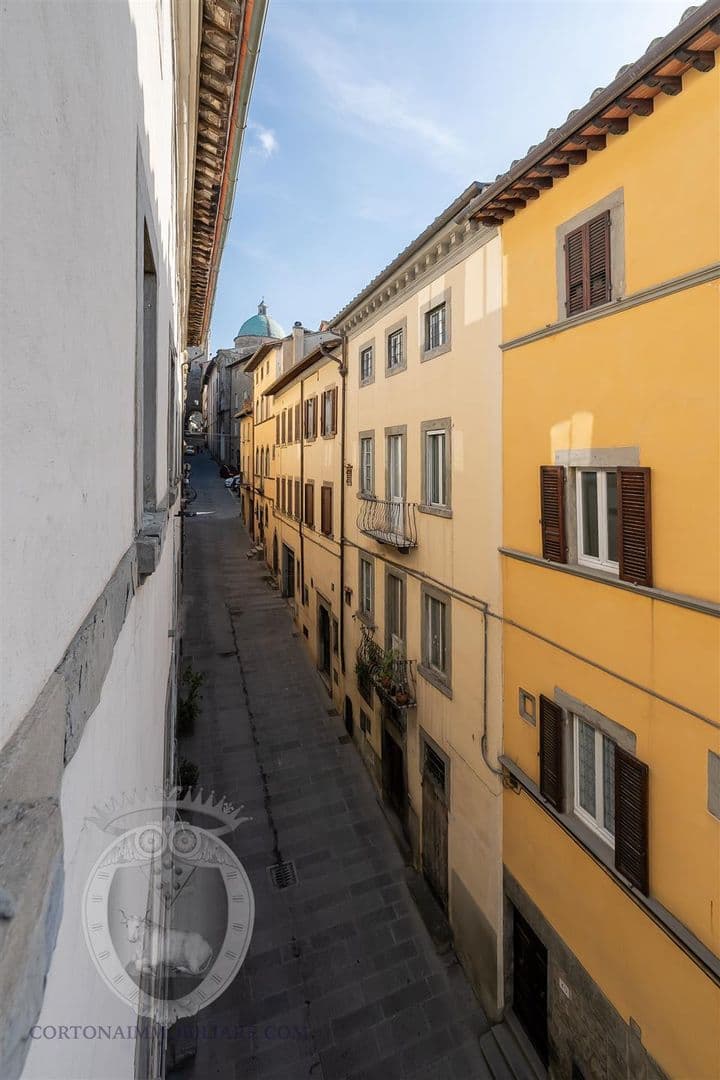 2 bedrooms apartment for sale in Cortona, Italy - Image 11