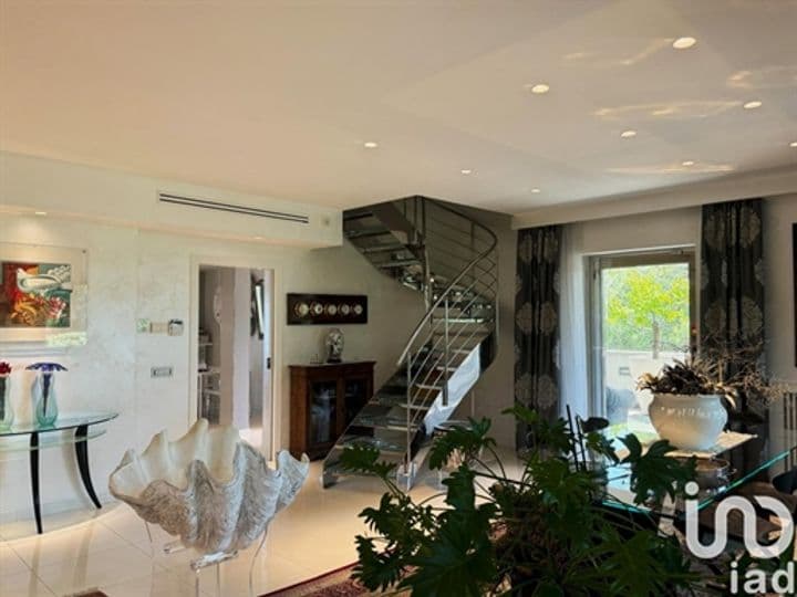 4 bedrooms apartment for sale in Rome, Italy - Image 2