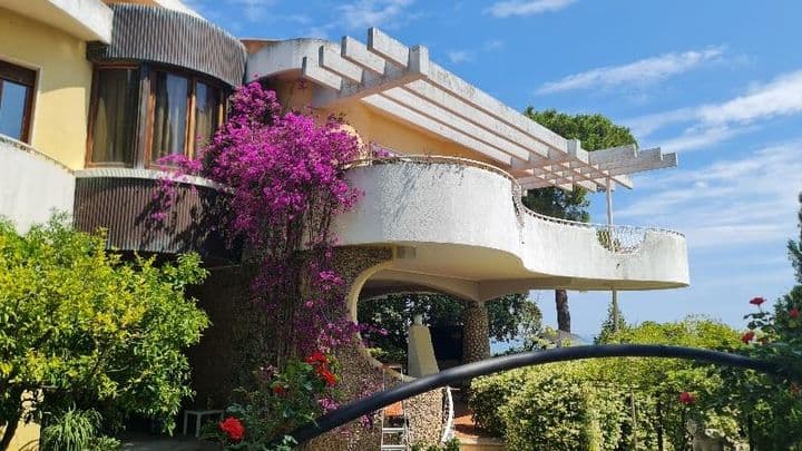 10 bedrooms house for sale in Roseto degli Abruzzi, Italy - Image 9