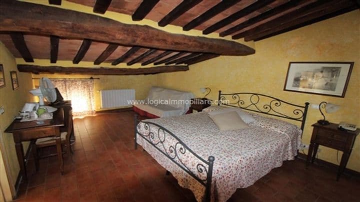 7 bedrooms other for sale in Montalcino, Italy - Image 10