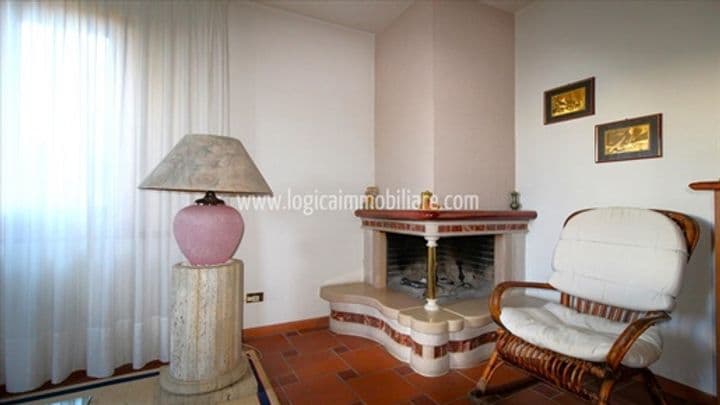 3 bedrooms house for sale in Chiusi, Italy - Image 3