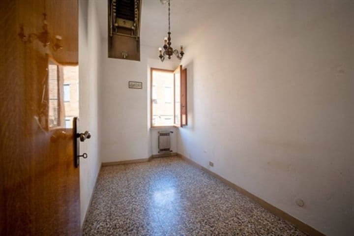 House for sale in Volterra, Italy - Image 12