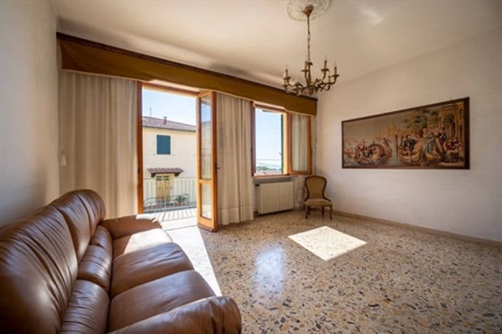 House for sale in Volterra, Italy - Image 9