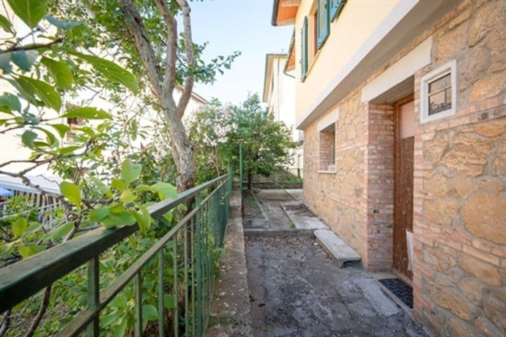 House for sale in Volterra, Italy - Image 4