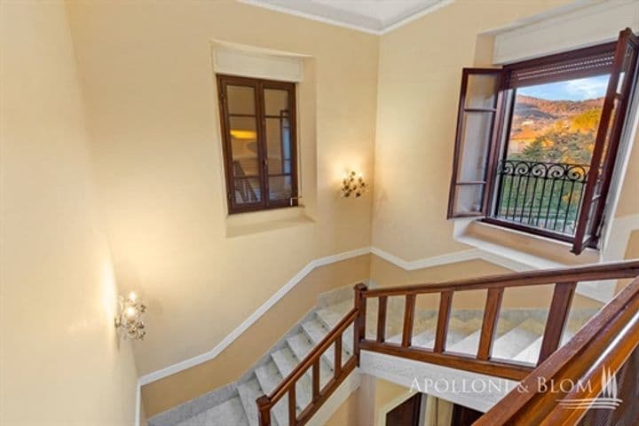 House for sale in Cortona, Italy - Image 12