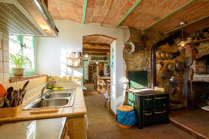 House for sale in Citta della Pieve, Italy - Image 3