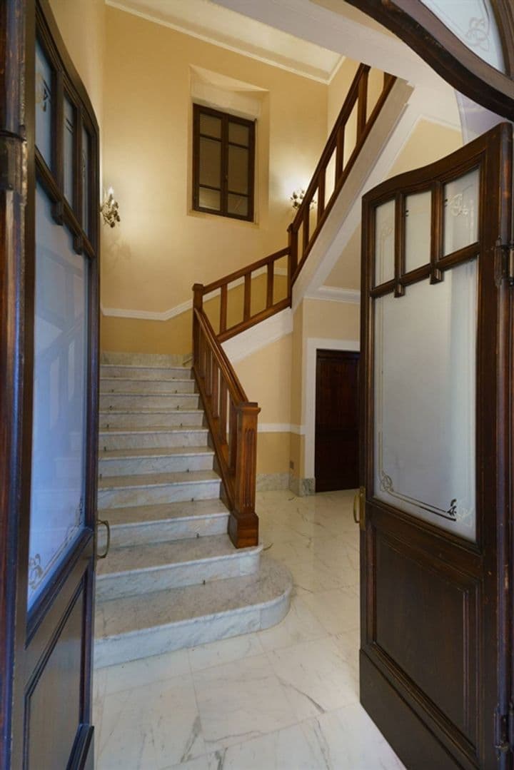 House for sale in Cortona, Italy - Image 5