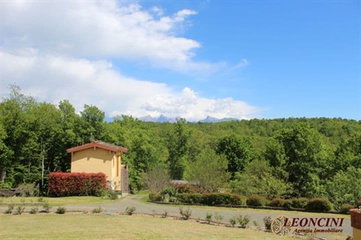 4 bedrooms house for sale in Villafranca in Lunigiana, Italy - Image 2