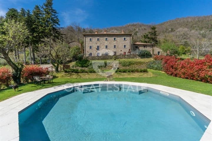 7 bedrooms house for sale in Cortona, Italy - Image 2