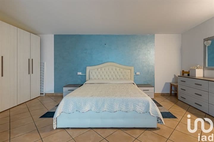 3 bedrooms apartment for sale in Cantu, Italy - Image 9