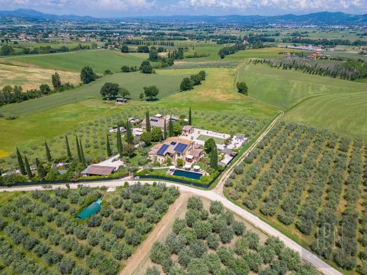 8 bedrooms house for sale in Assisi, Italy - Image 10