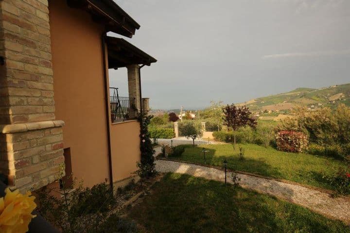 6 bedrooms house for sale in Pineto, Italy - Image 6