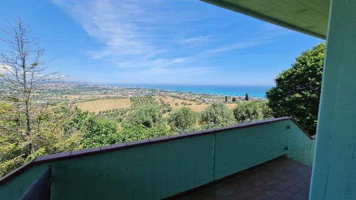 6 bedrooms house for sale in Roseto degli Abruzzi, Italy - Image 7