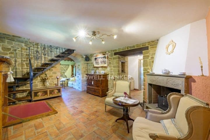 House for sale in Gubbio, Italy - Image 8