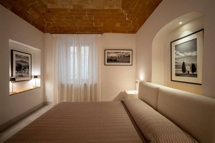 Apartment for sale in San Gimignano, Italy - Image 9