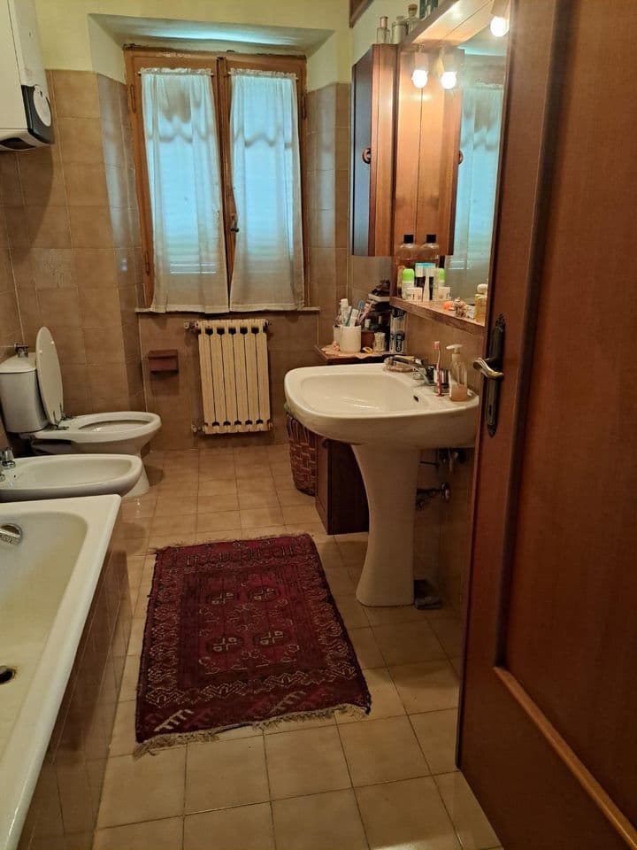 4 bedrooms house for sale in Marina di Massa, Italy - Image 4
