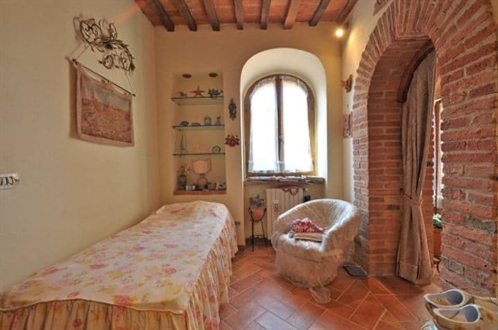 Apartment for sale in Sinalunga, Italy - Image 5