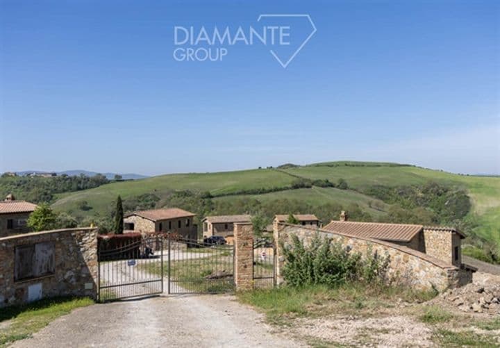 3 bedrooms house for sale in Montalcino, Italy - Image 5